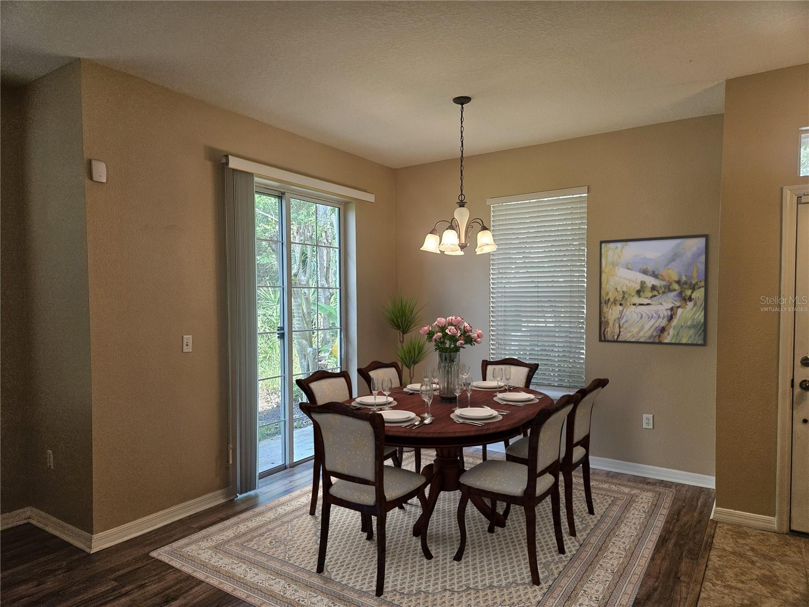VIRTUALLY STAGED Dining Room Area