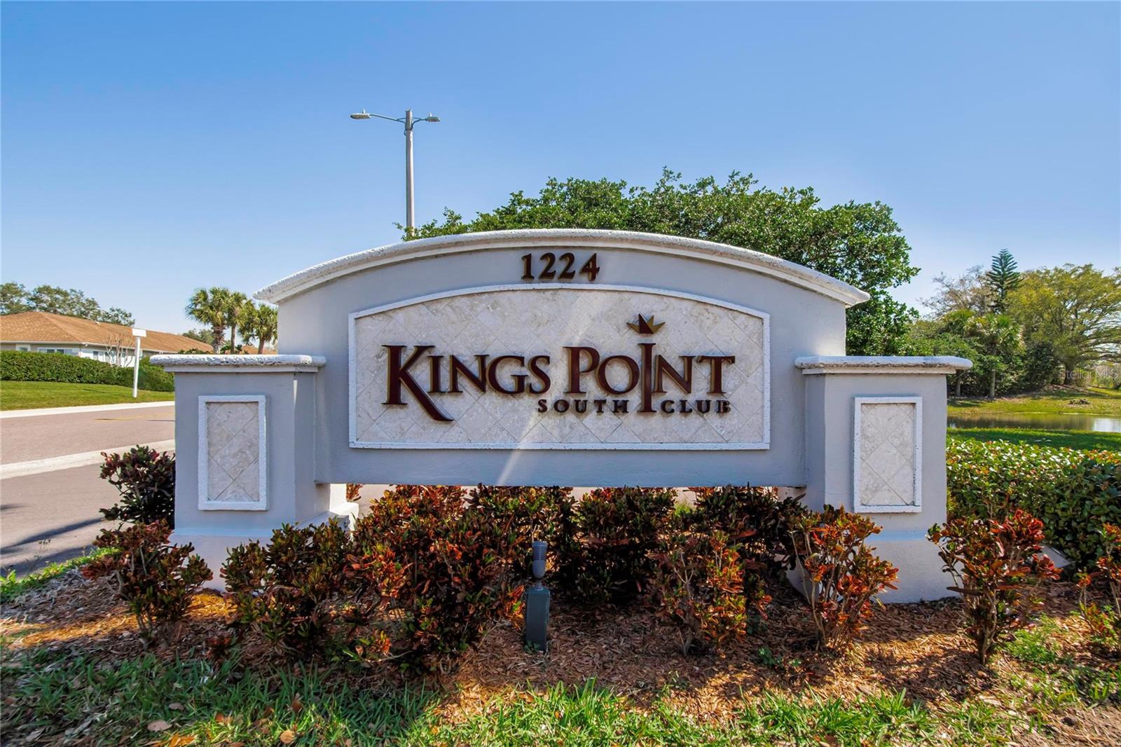 Kings Point Community Entrance