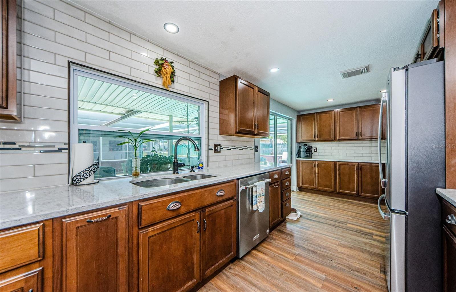 Remodeled Kitchen with self-close cabinets, Stainless Steel Appliances