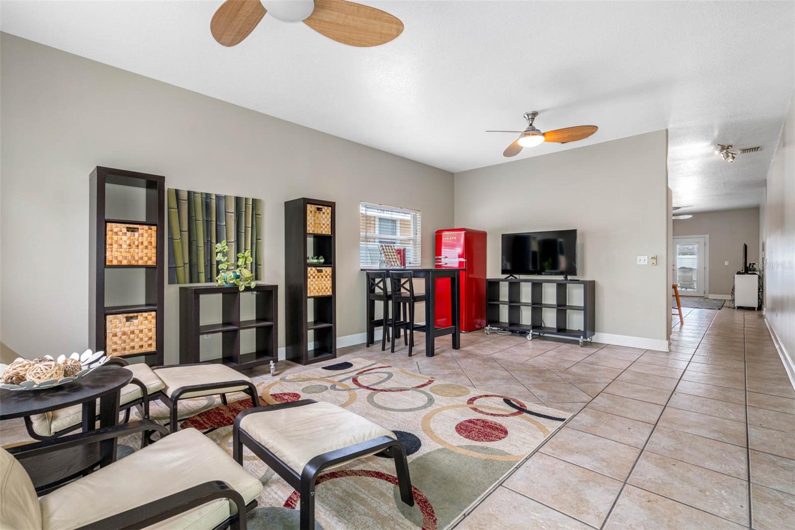 Entryway sitting room