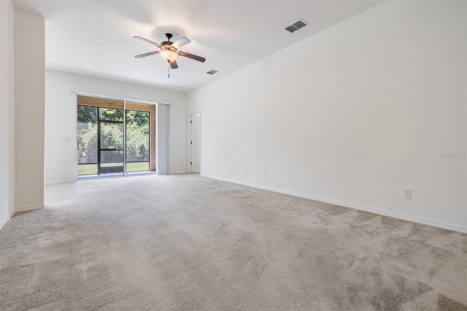 Great Room with Sliding doors to Screen lanai