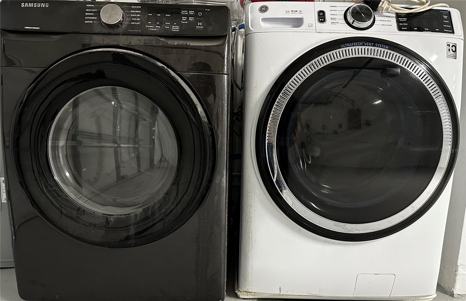 Washer and Dryer convey