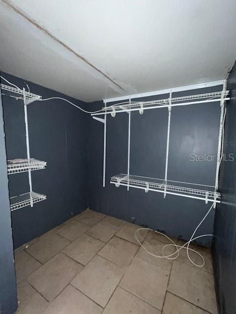 EXTRA SPACE OFF FLORIDA ROOM