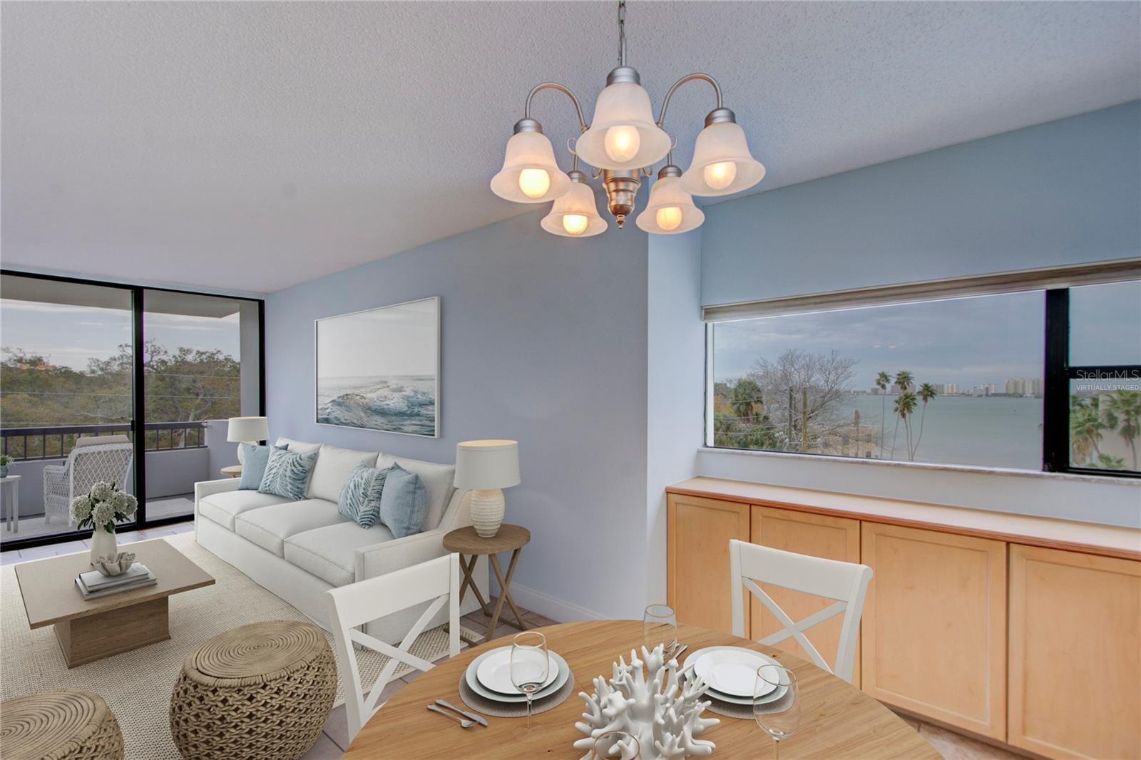Corner unit with views of Clearwater Harbor