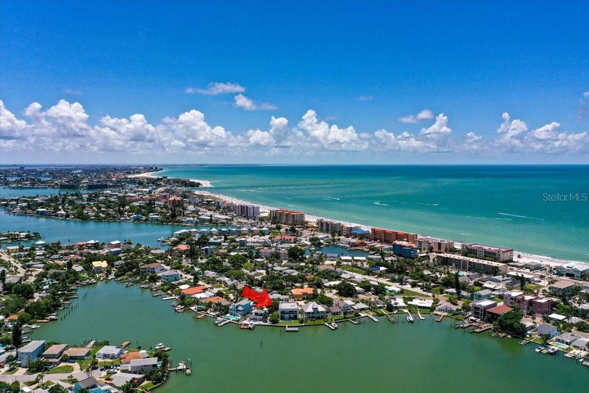 Located on beautiful wide water close to the beaches and the dining, entertainment and shopping of the world-renowned Johns Pass Village.