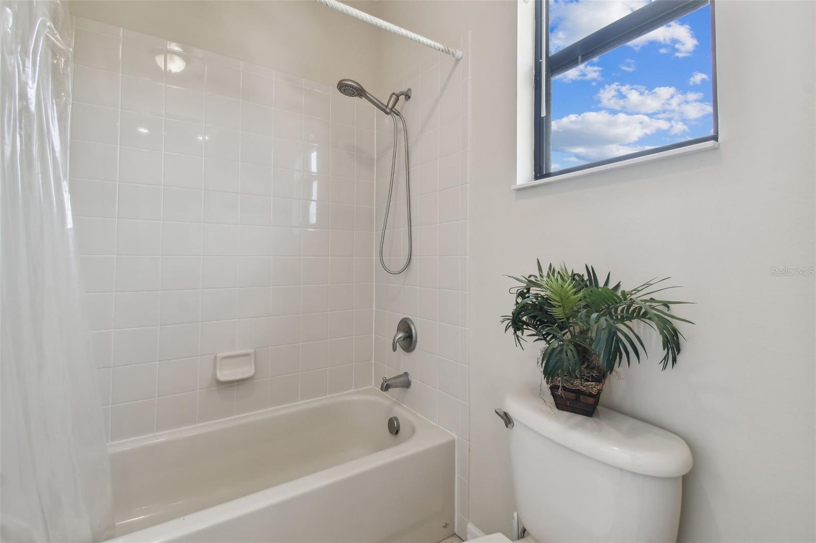Immaculately maintained bathroom