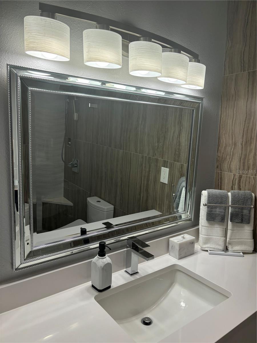 MAIN BATHROOM