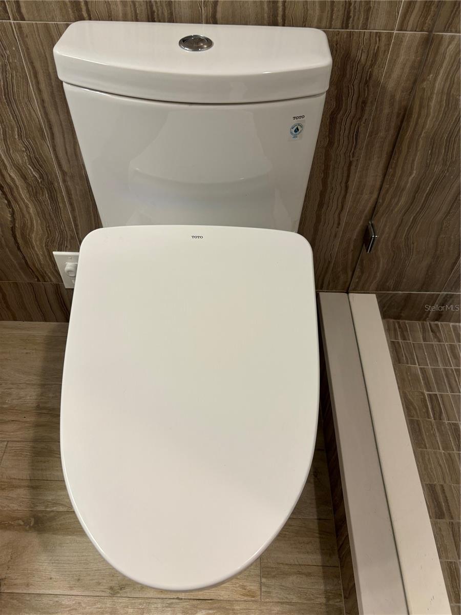 TOTO BIDET TOILET MAIN BATHROOM