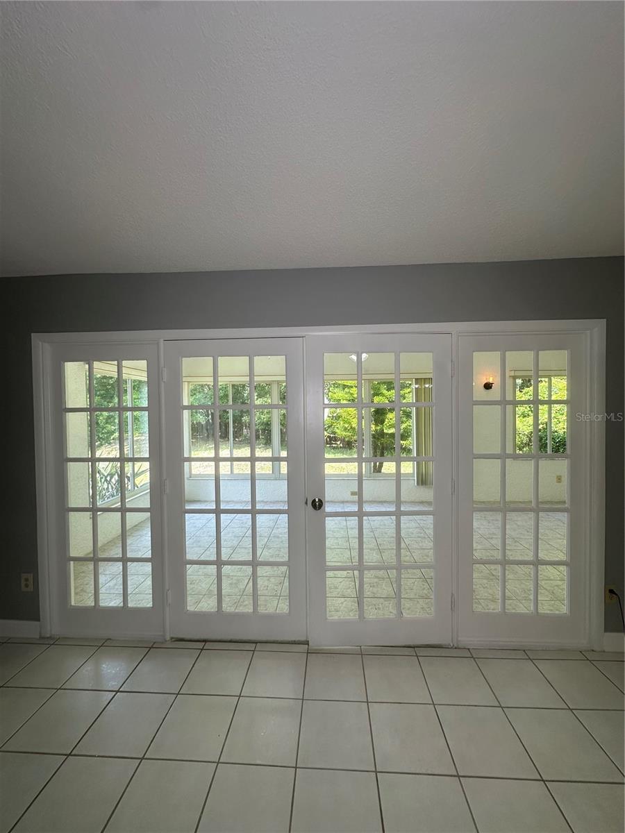 Door to Family or Florida Room