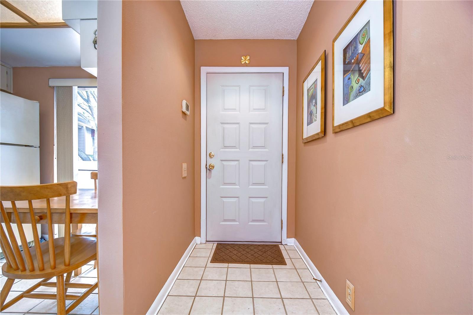 Bright foyer!