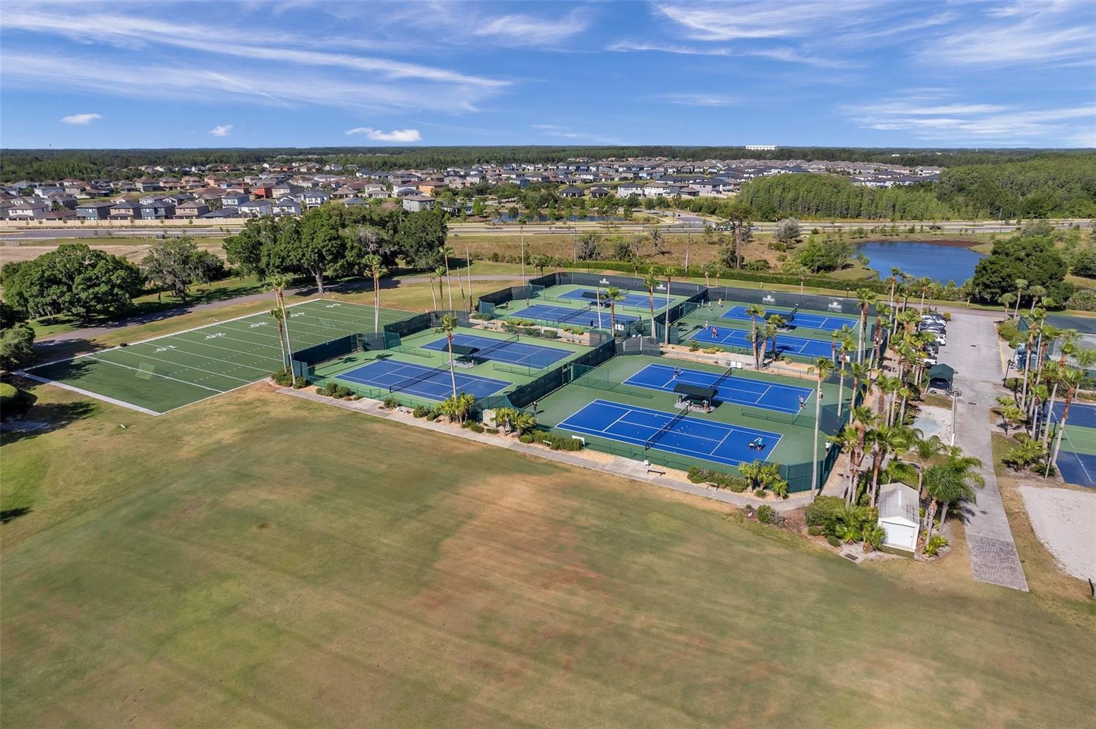 LAKESIDE TENNIS COURTS