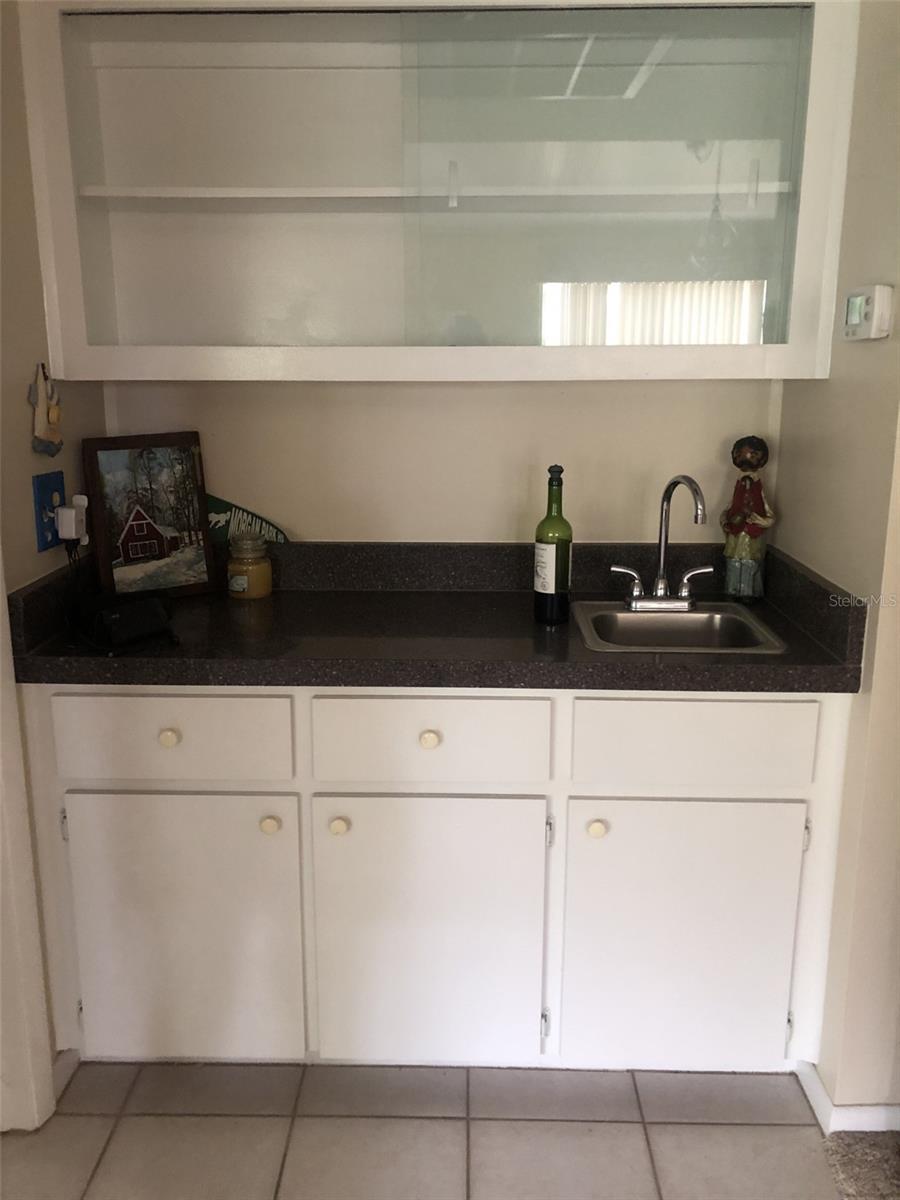 Wet Bar area