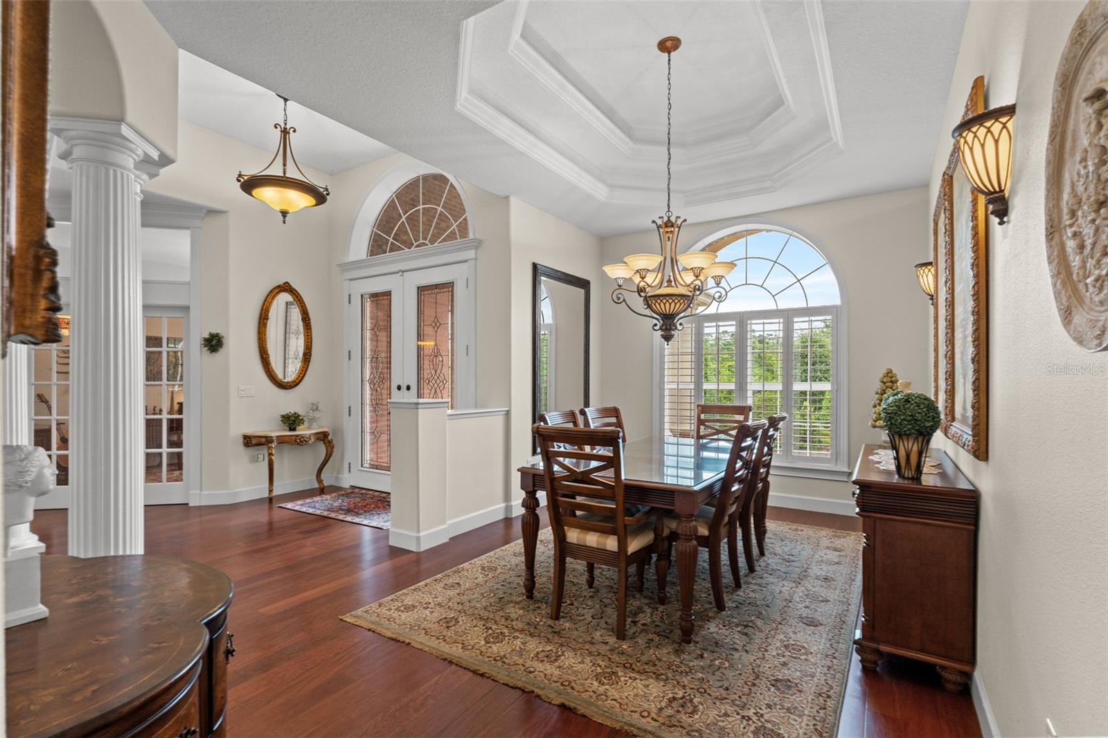 formal dining room