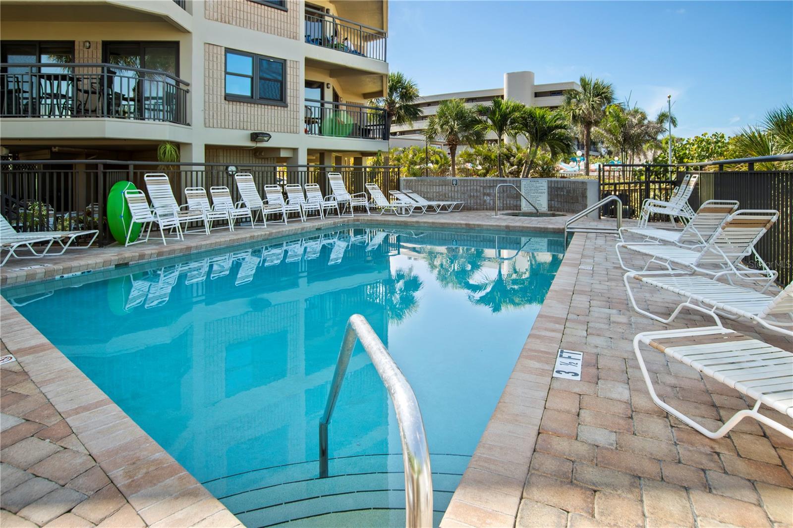 Gulffront heated pool, spa
