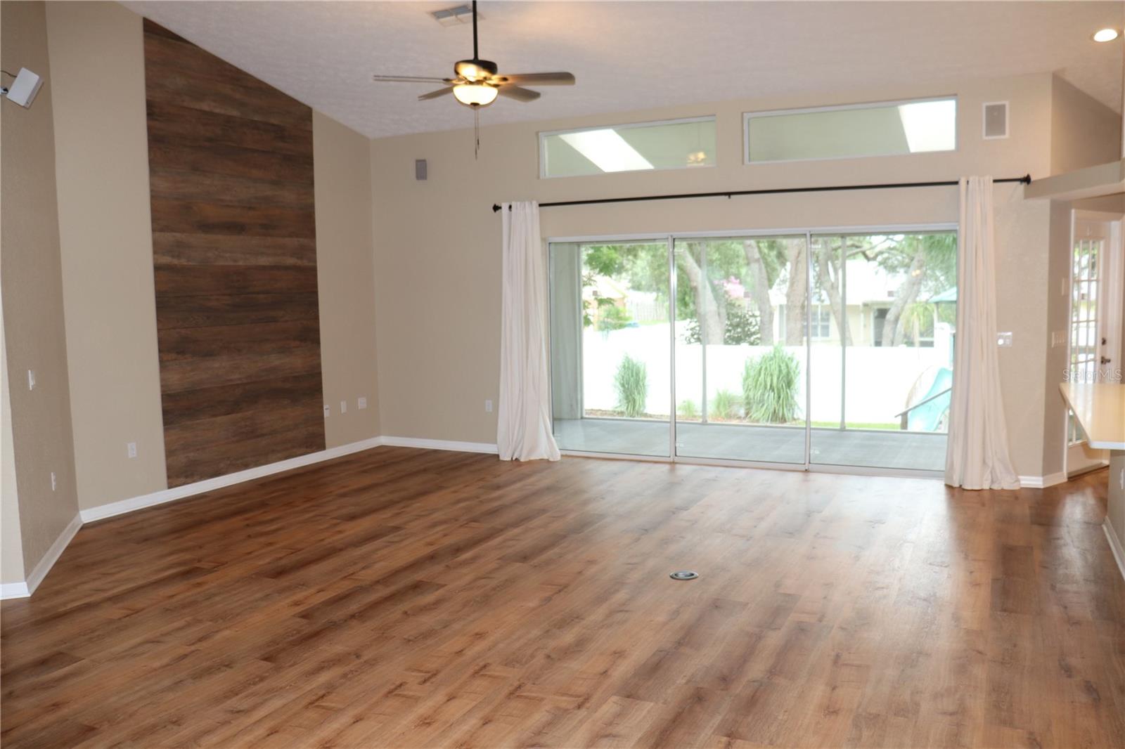 SITTING AREA IN MAIN BEDROOM