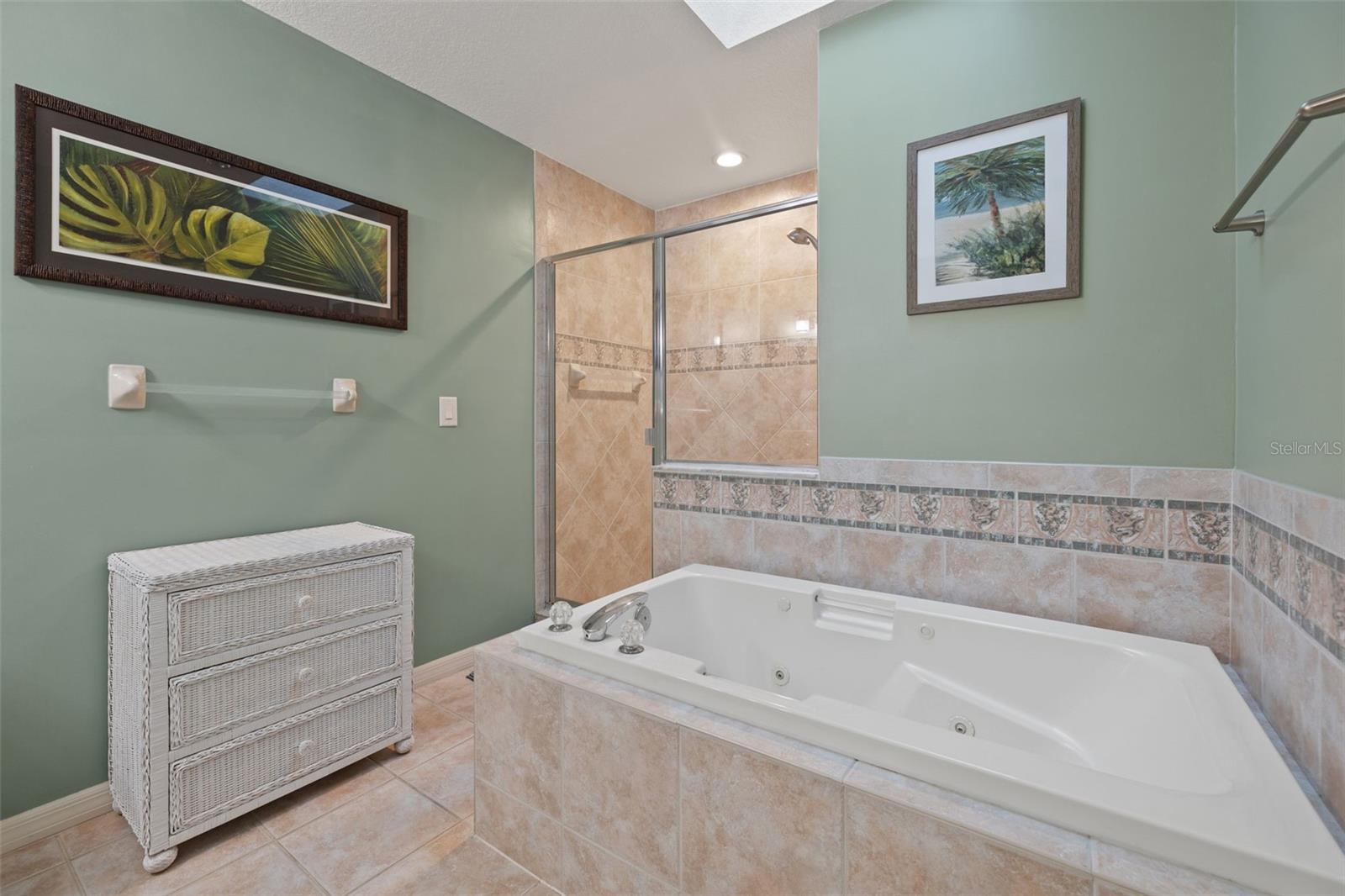 Large soaking tub