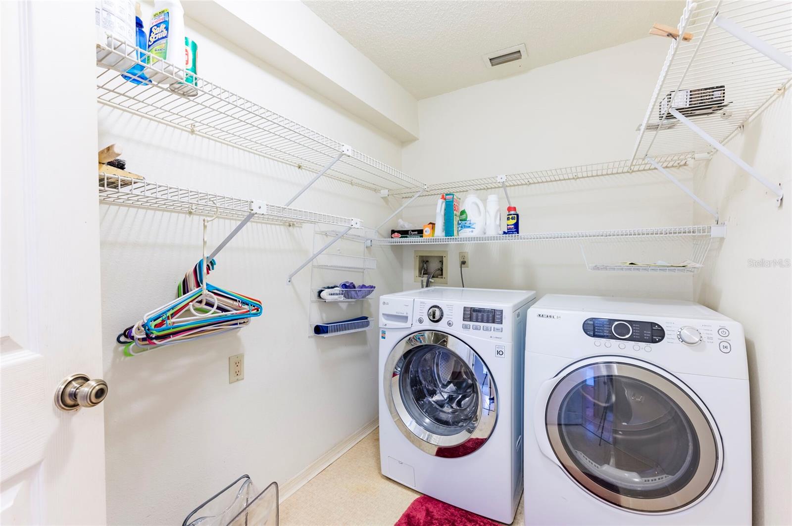 Indoor laundry room