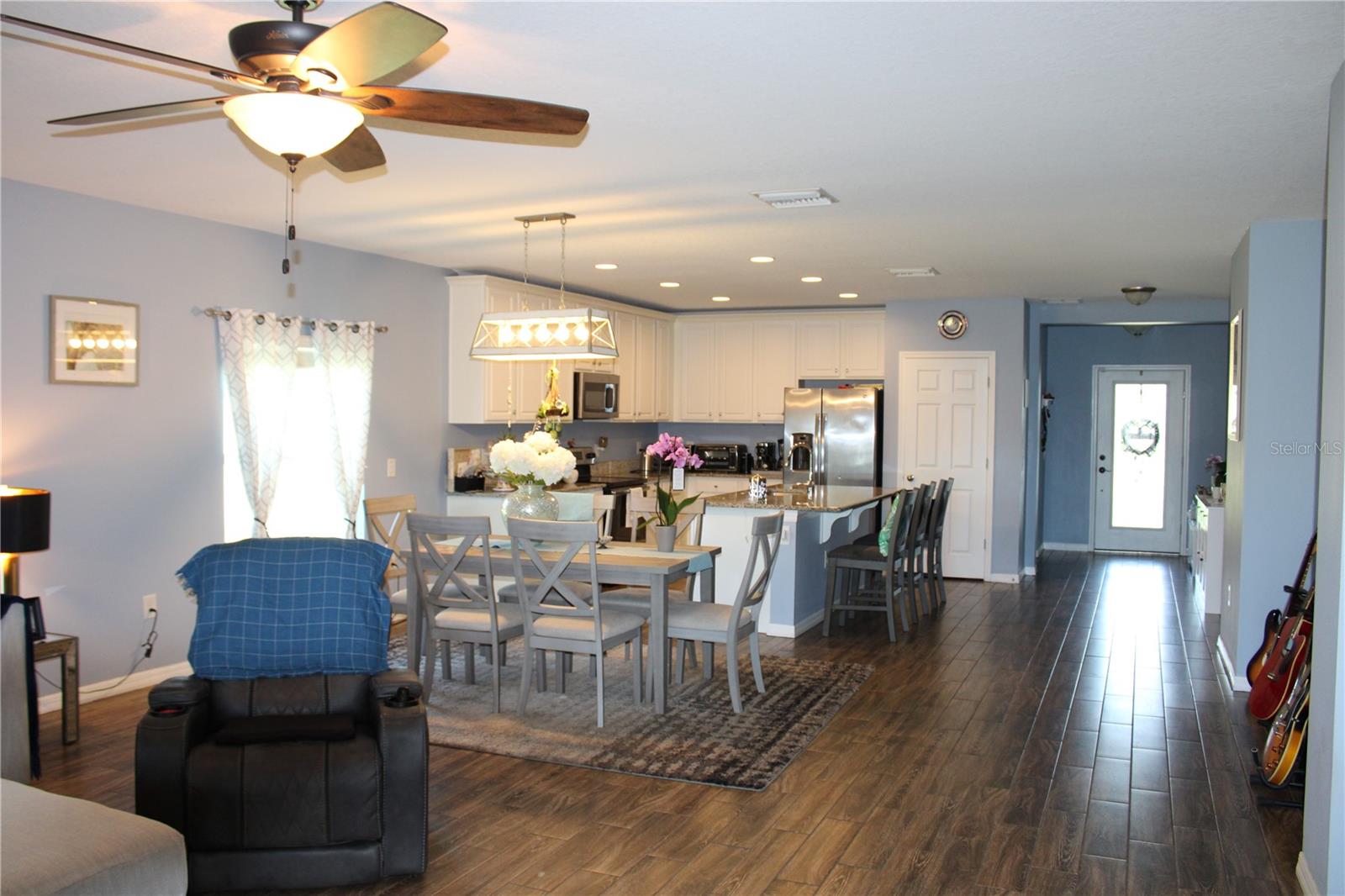 Kitchen and dining area