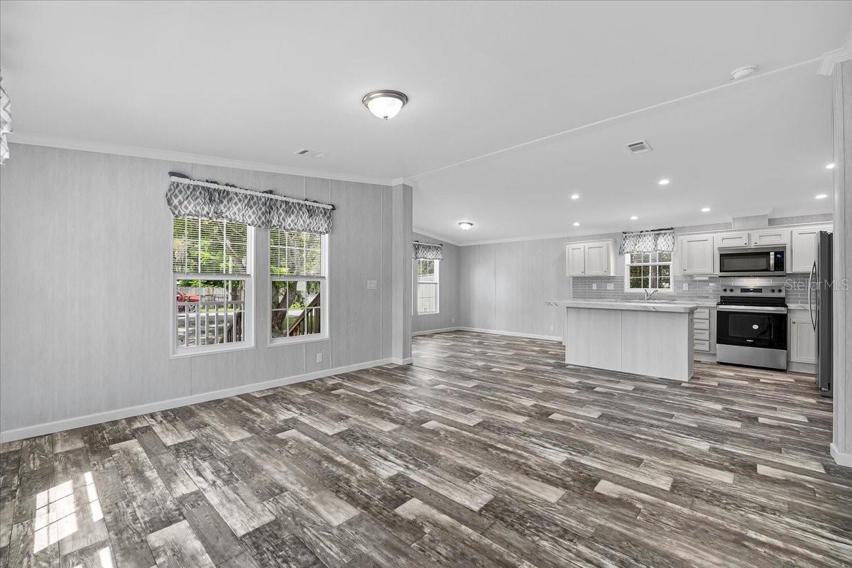 Living Room w/view of Kitchen and Dinette