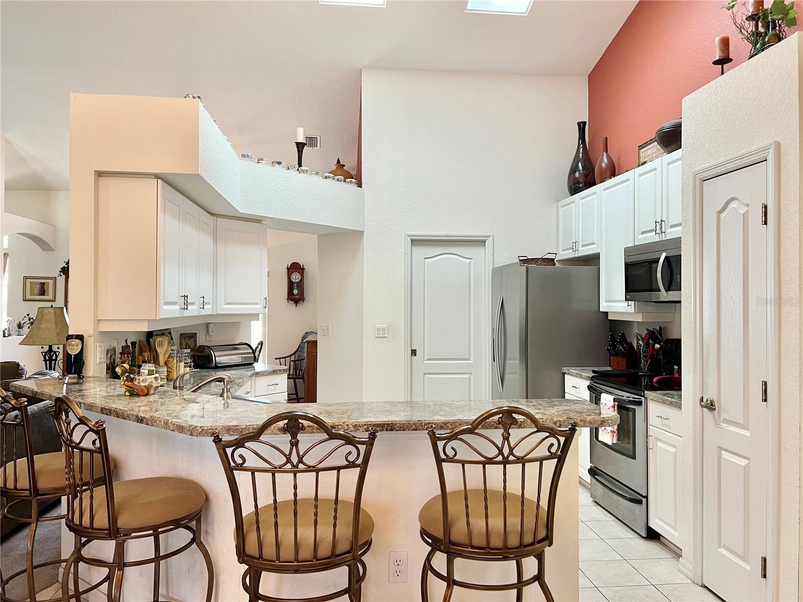 Kitchen - Closet Pantry