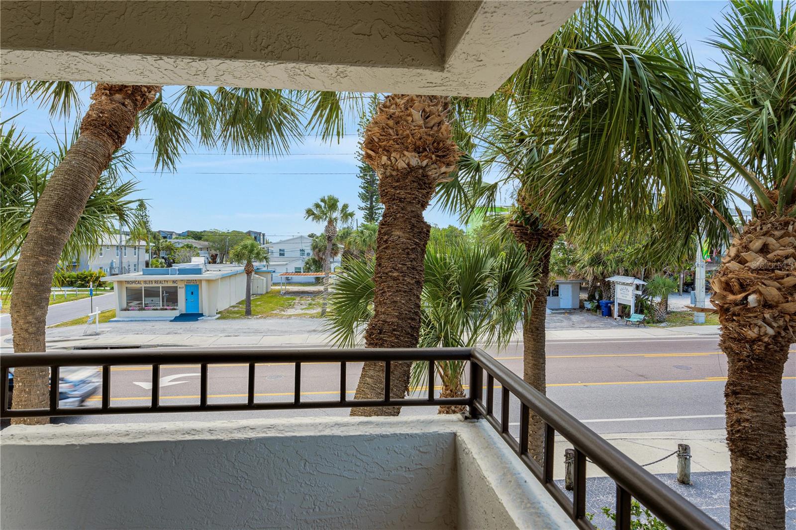 Second front facing balcony