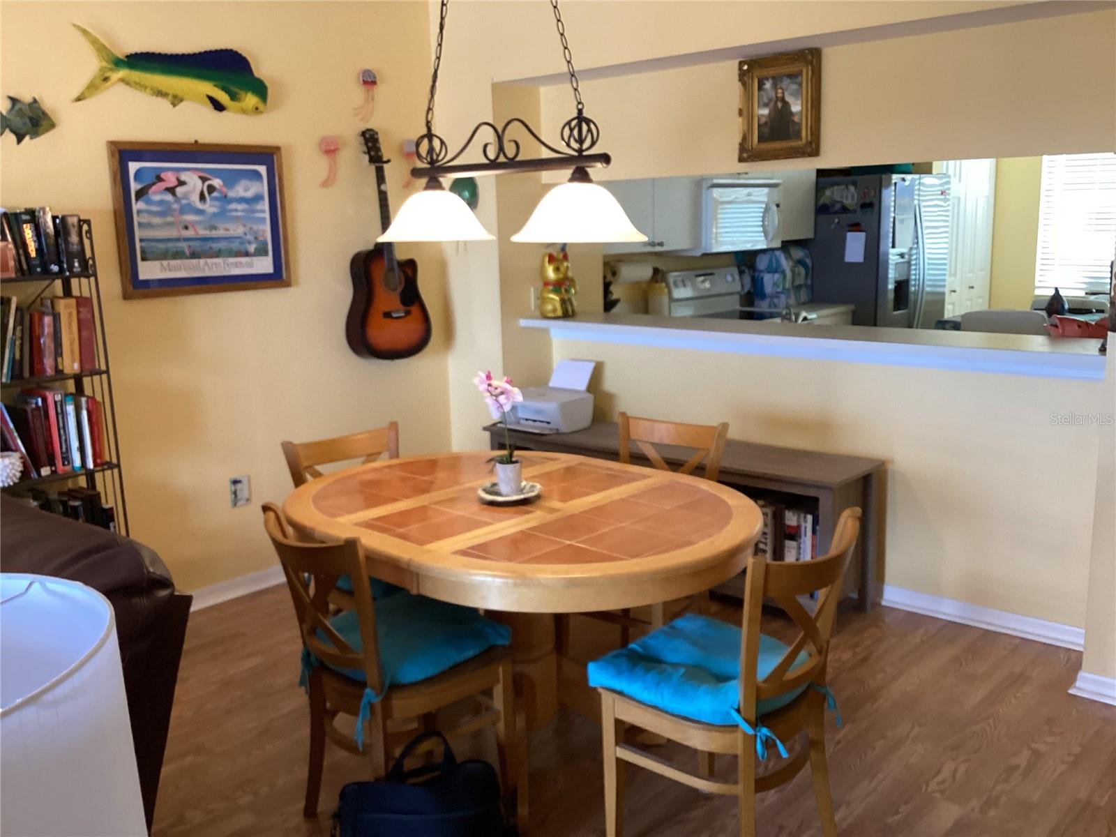 Dining room kitchen