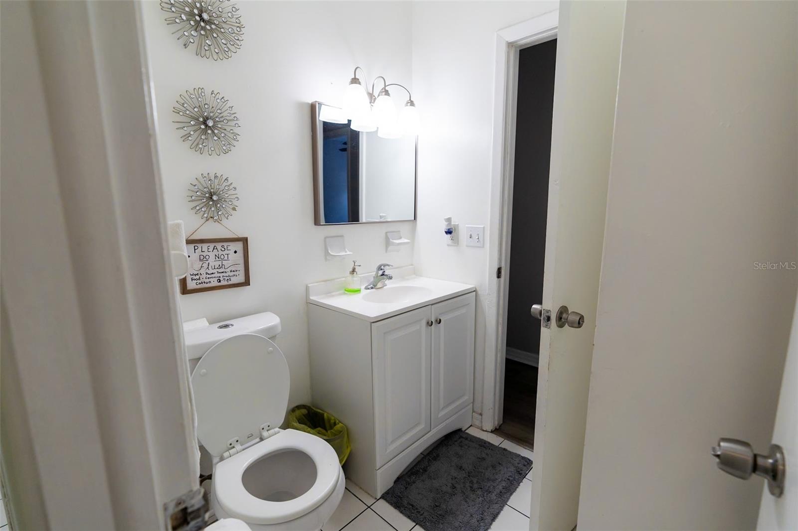 2nd Bathroom