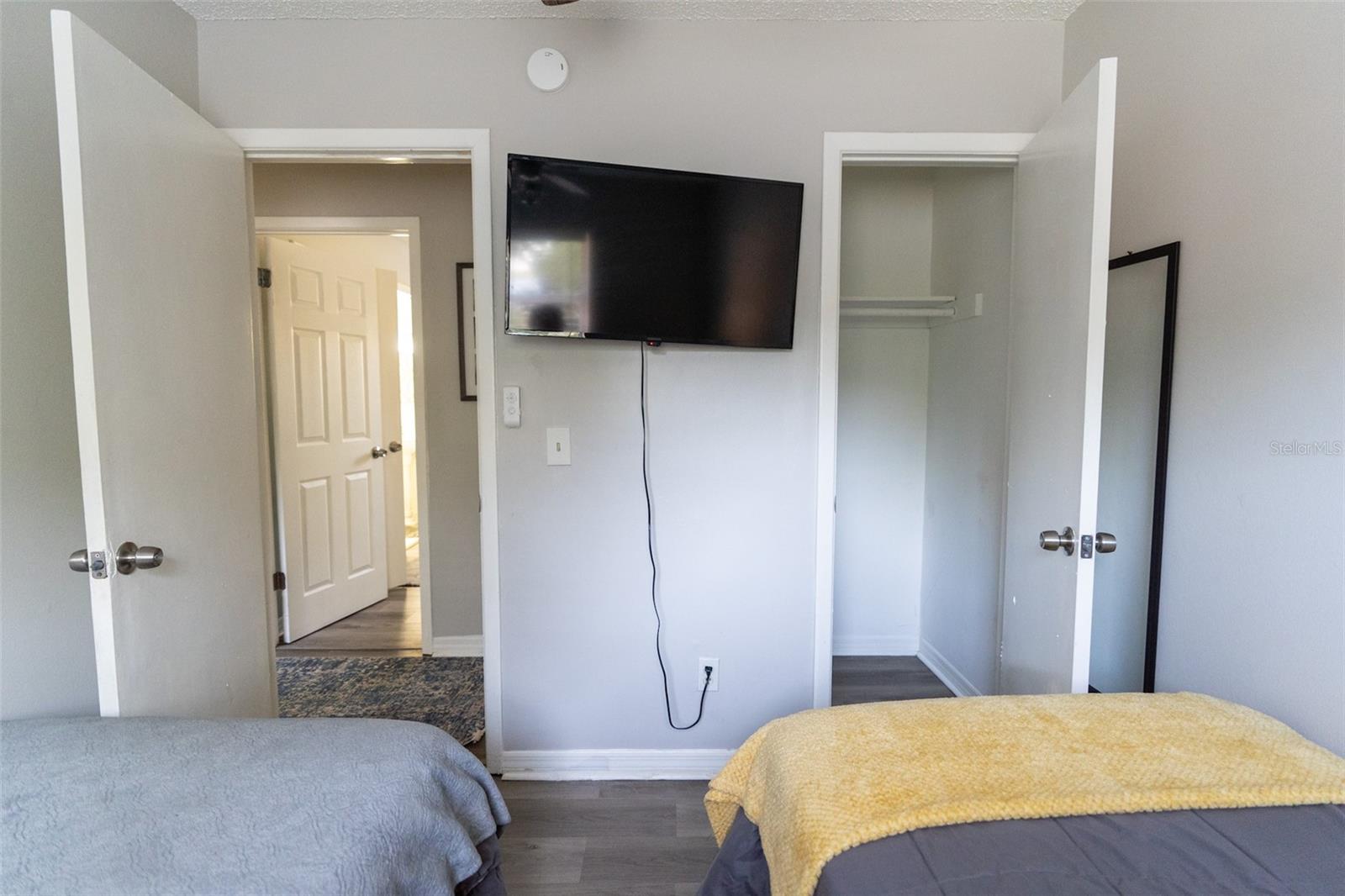 2nd Bedroom