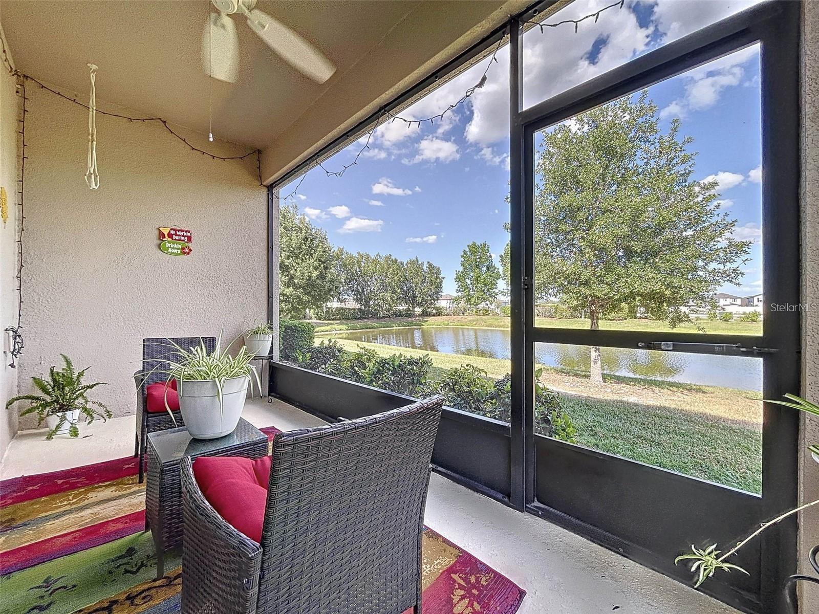 Enjoy morning coffee or entertain on your lanai