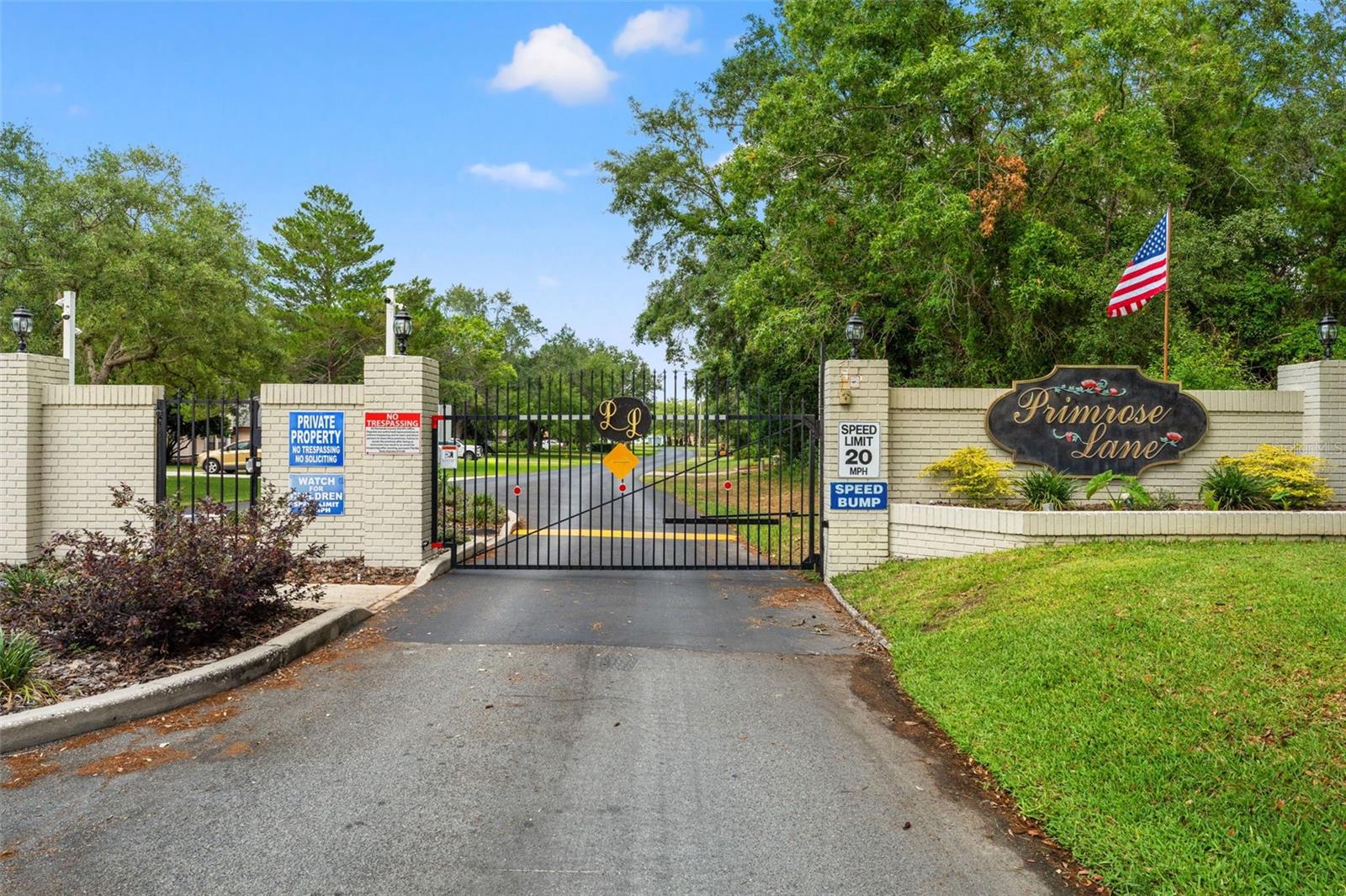 Located in Beautiful  Primrose Gated Community