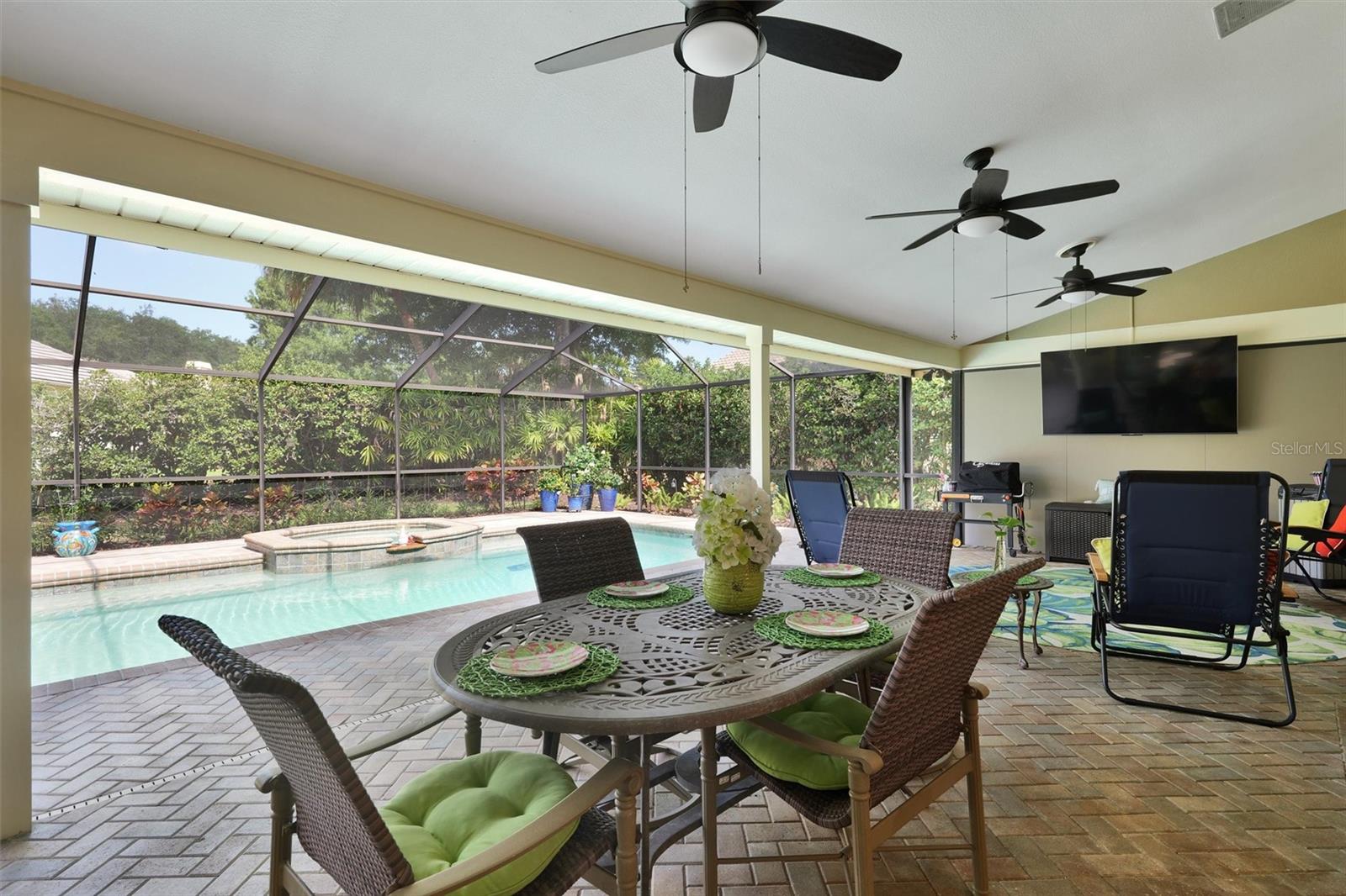 Very large area to enjoy a football game or just enjoy the out door living in Florida.