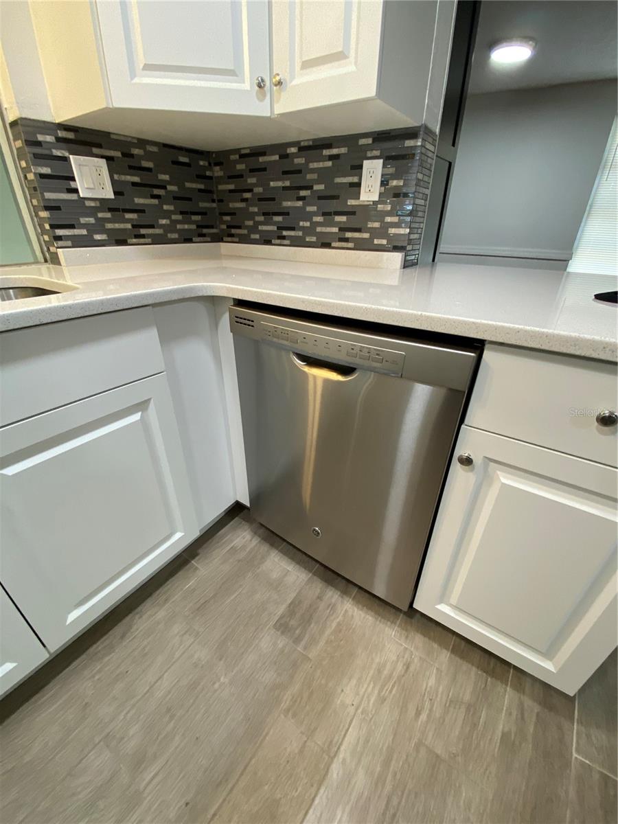Updated kitchen with dishwasher