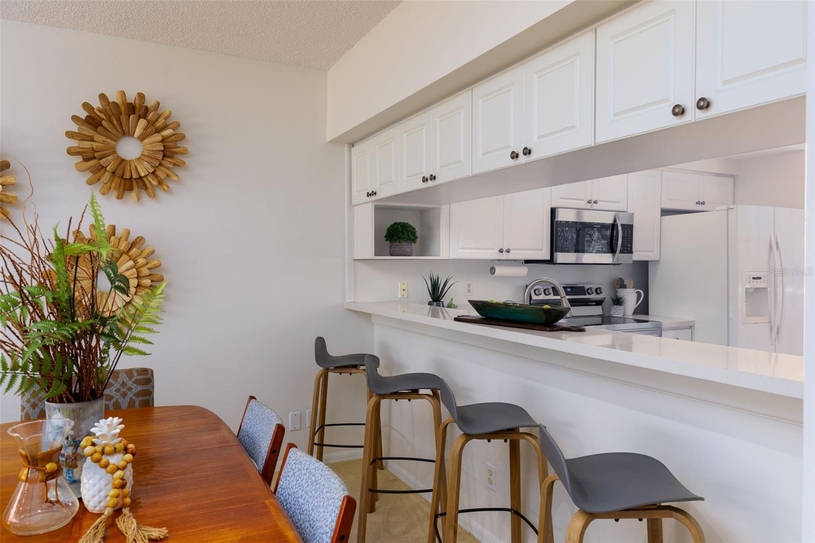 Breakfast Bar, Kitchen