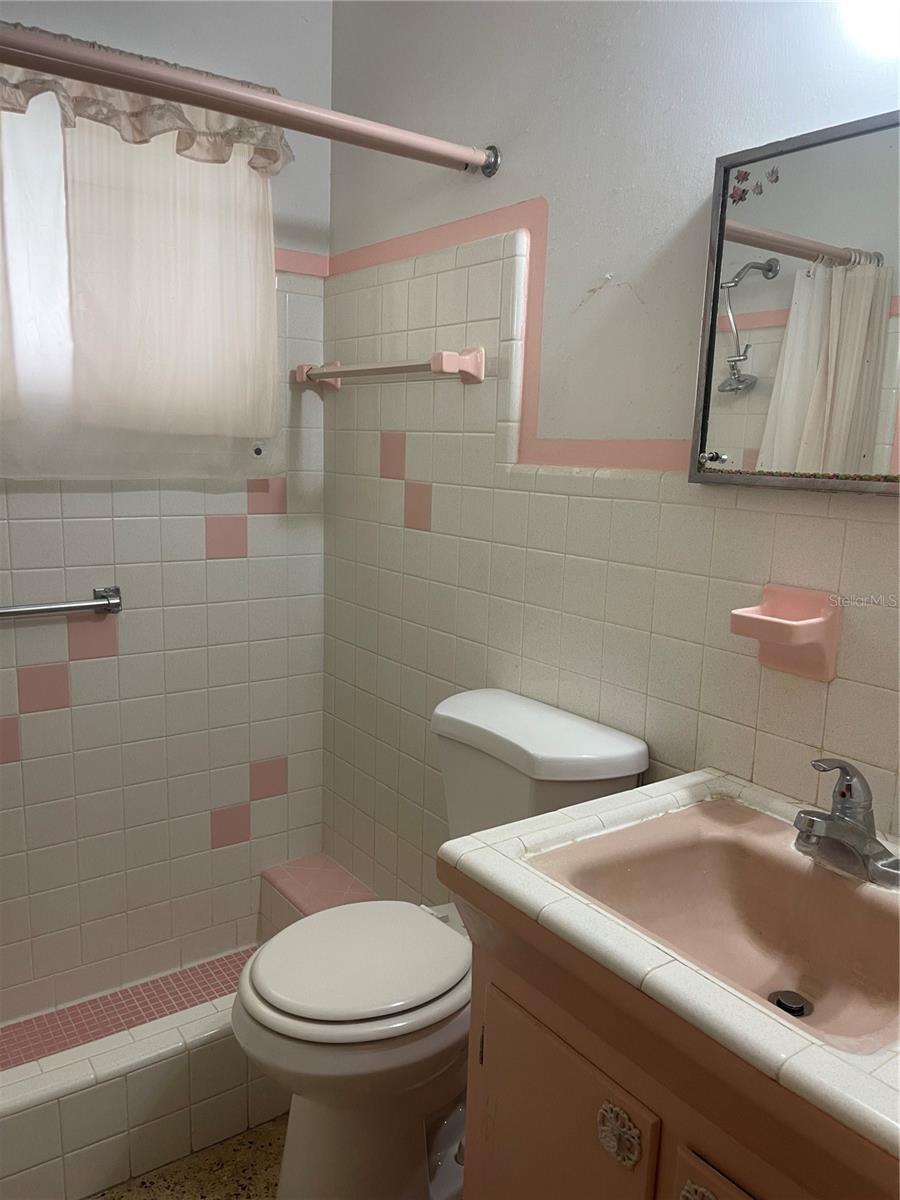 Main bathroom