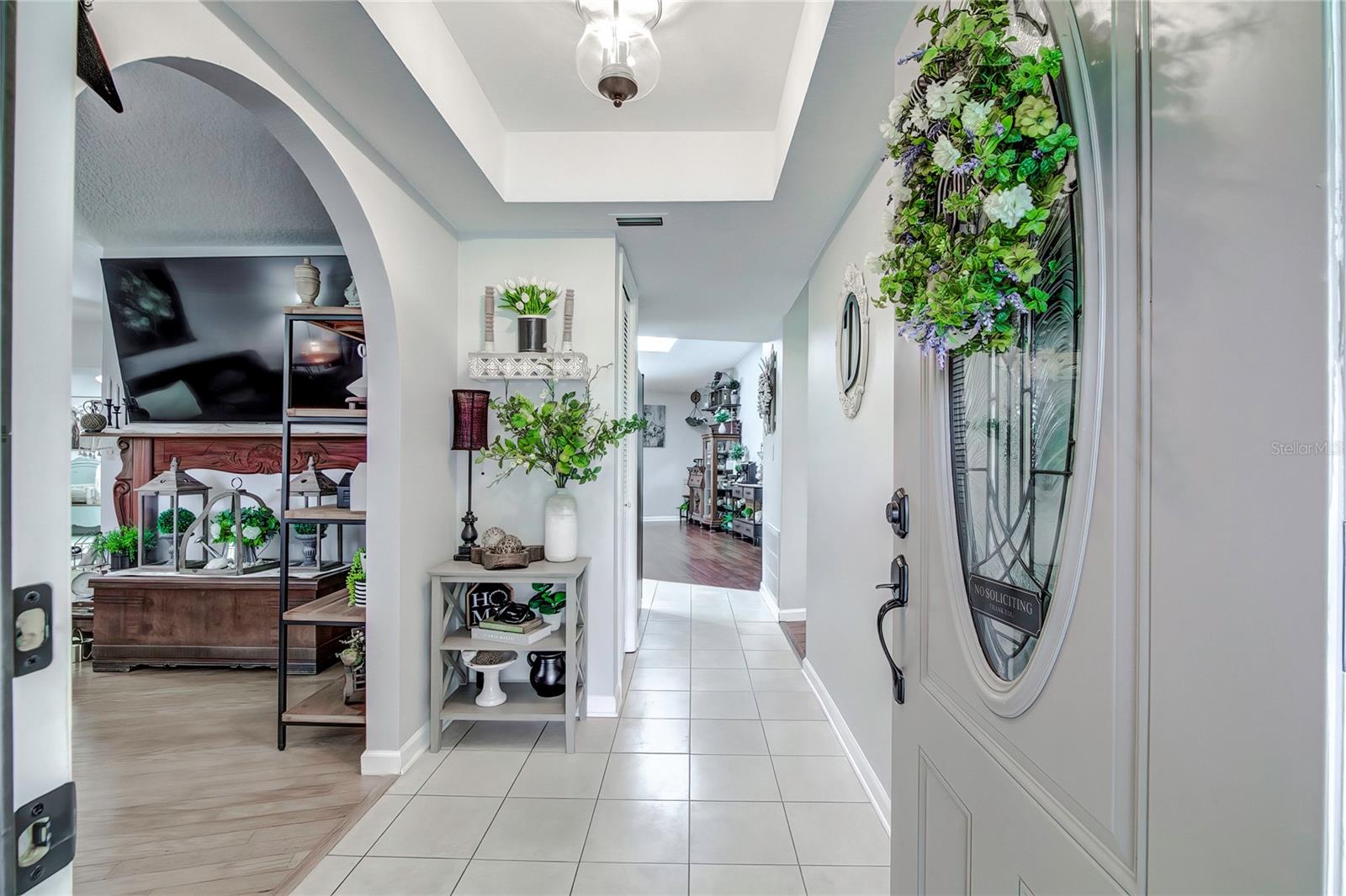 step through the front door foyer