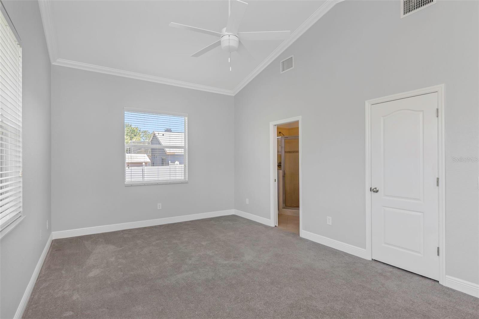 T3528728