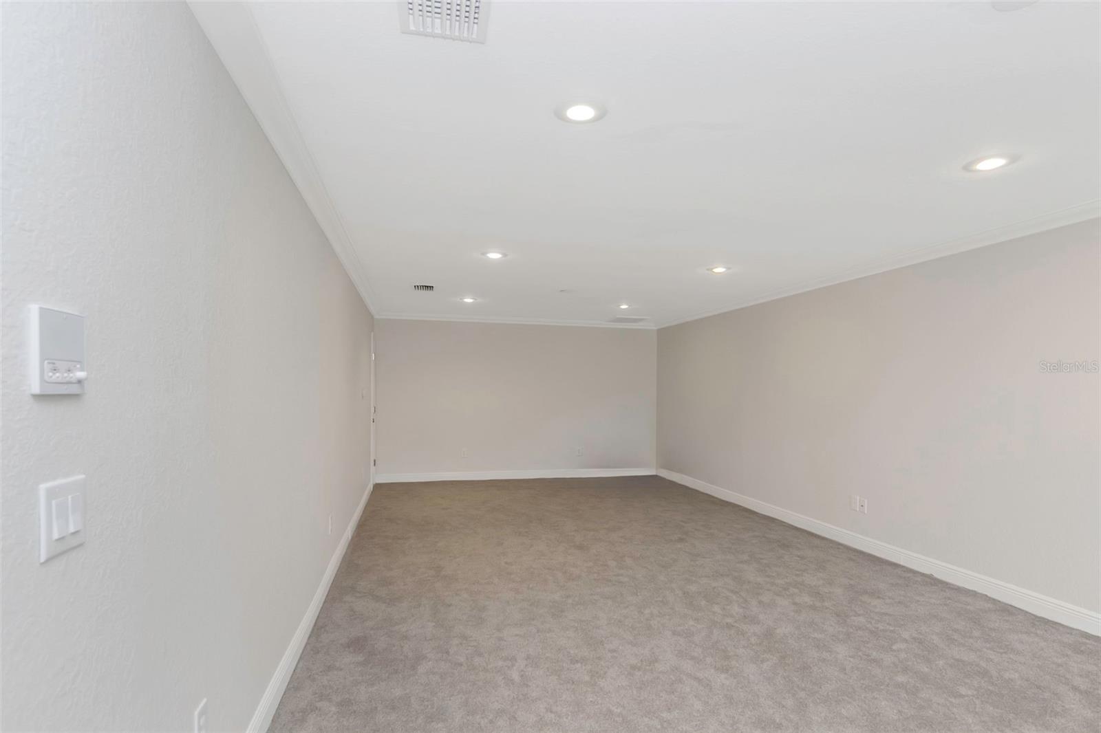 T3528728