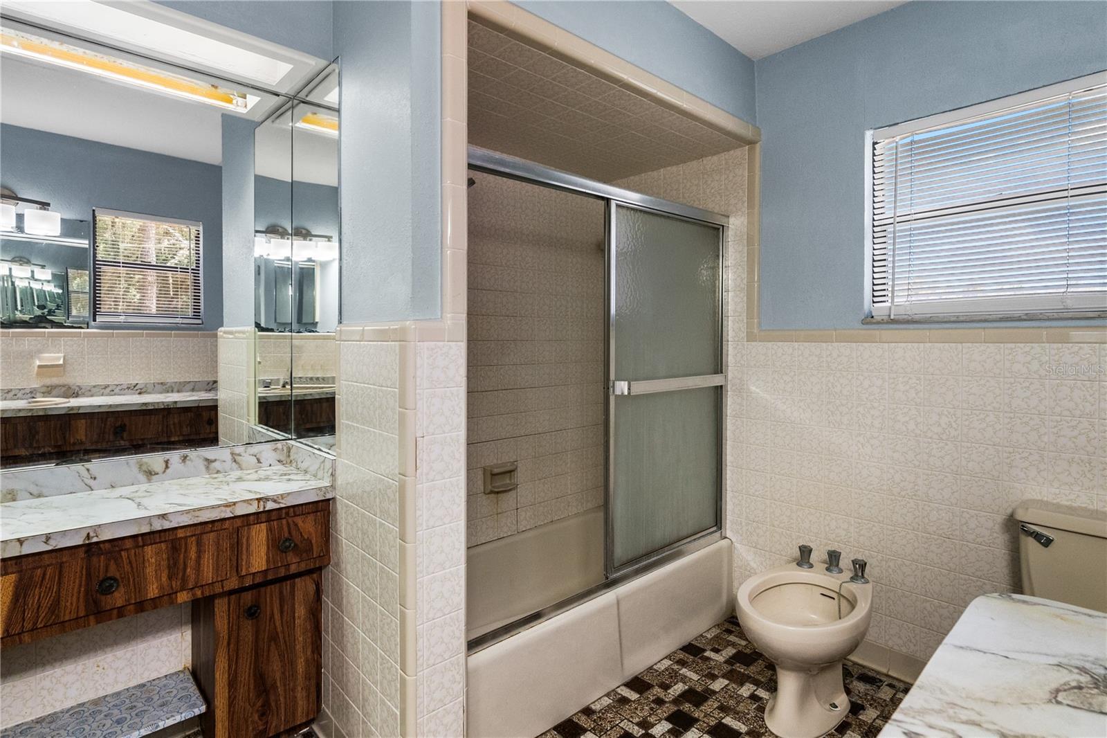 Upstairs bathroom