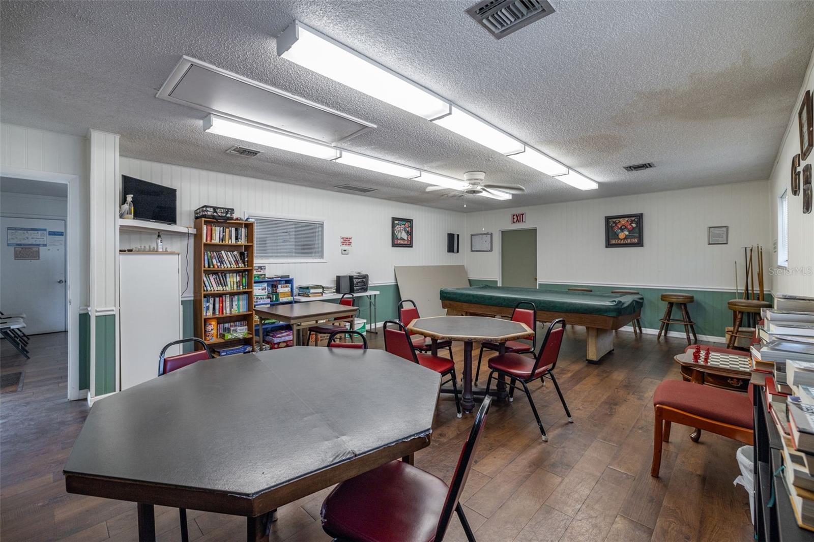 Community Game room & Library