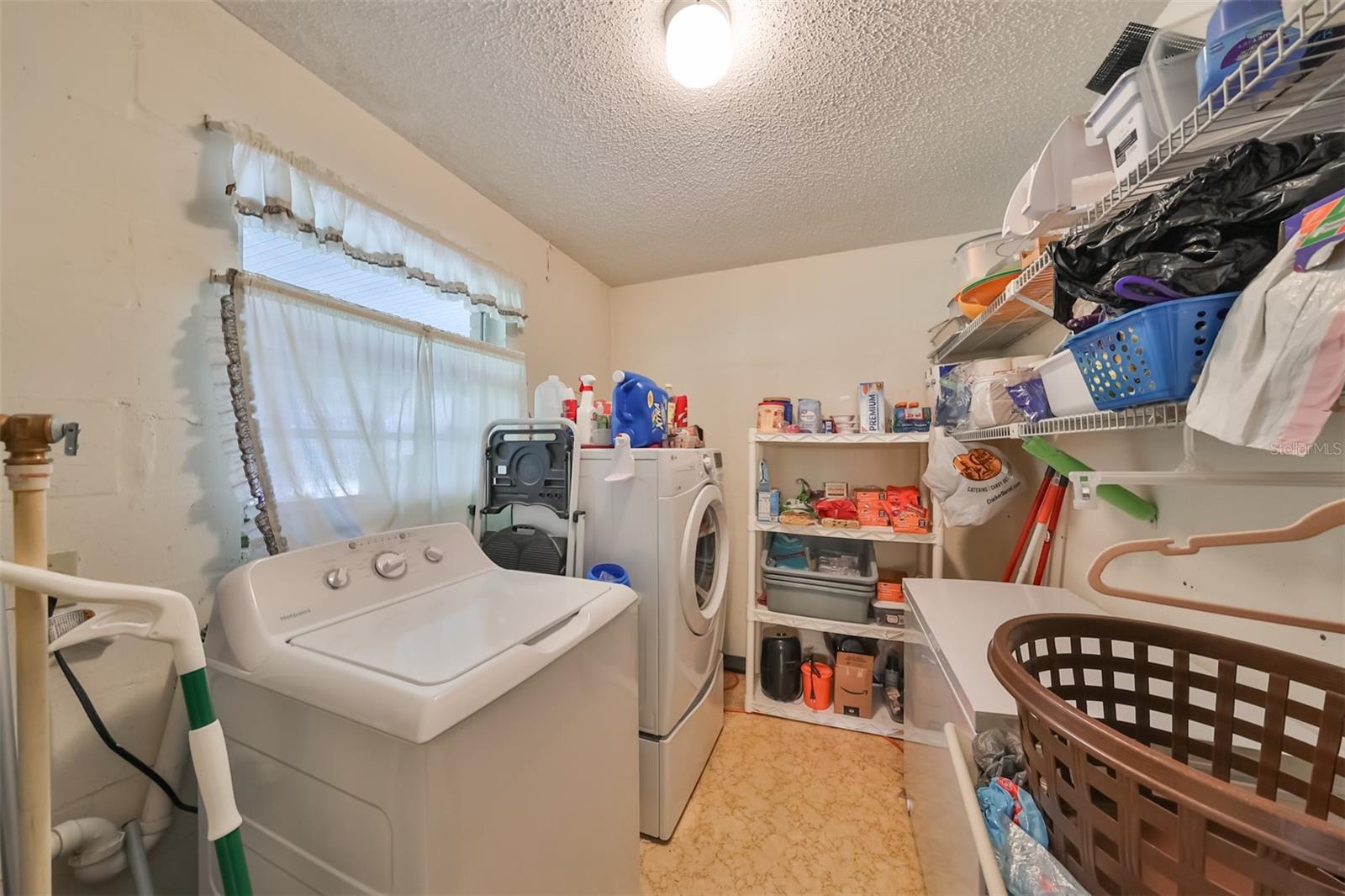 T3529158