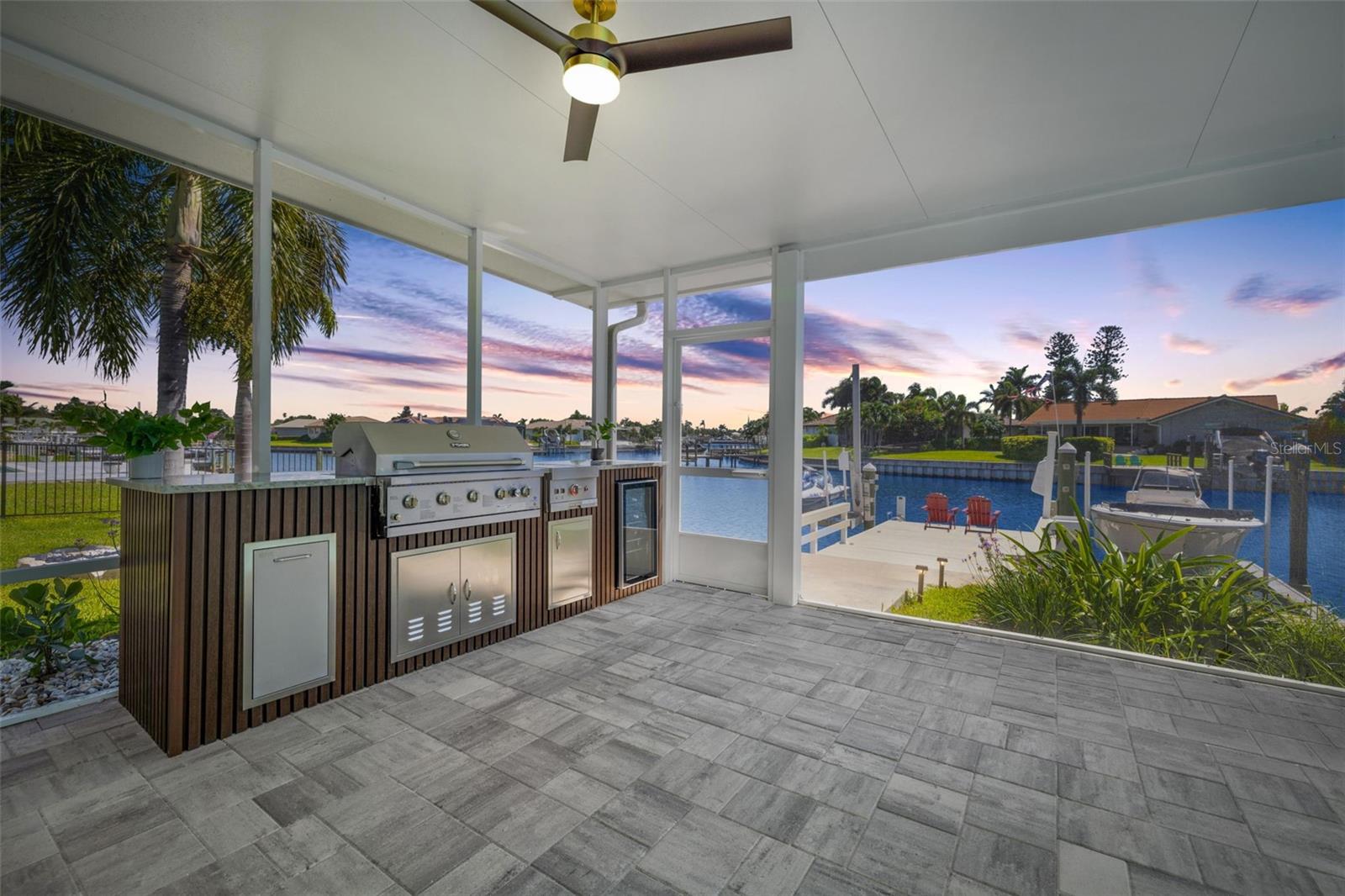 Outdoor Kitchen