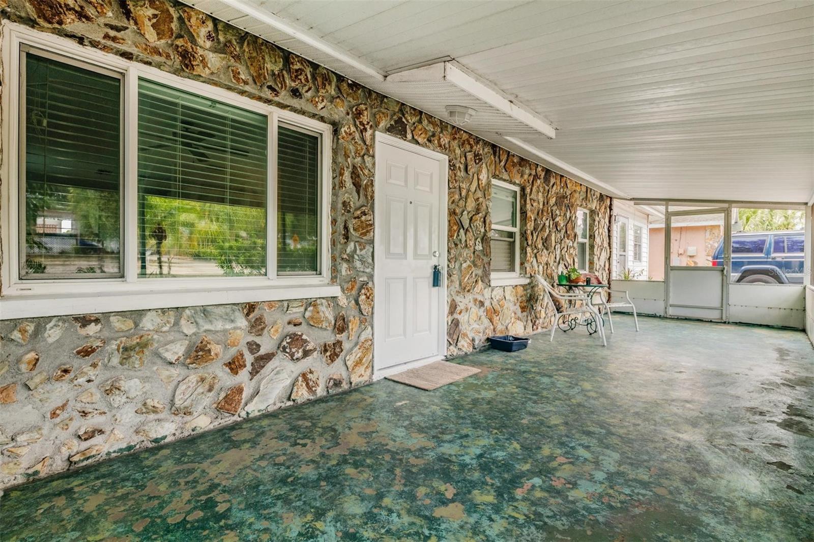 Screened Porch