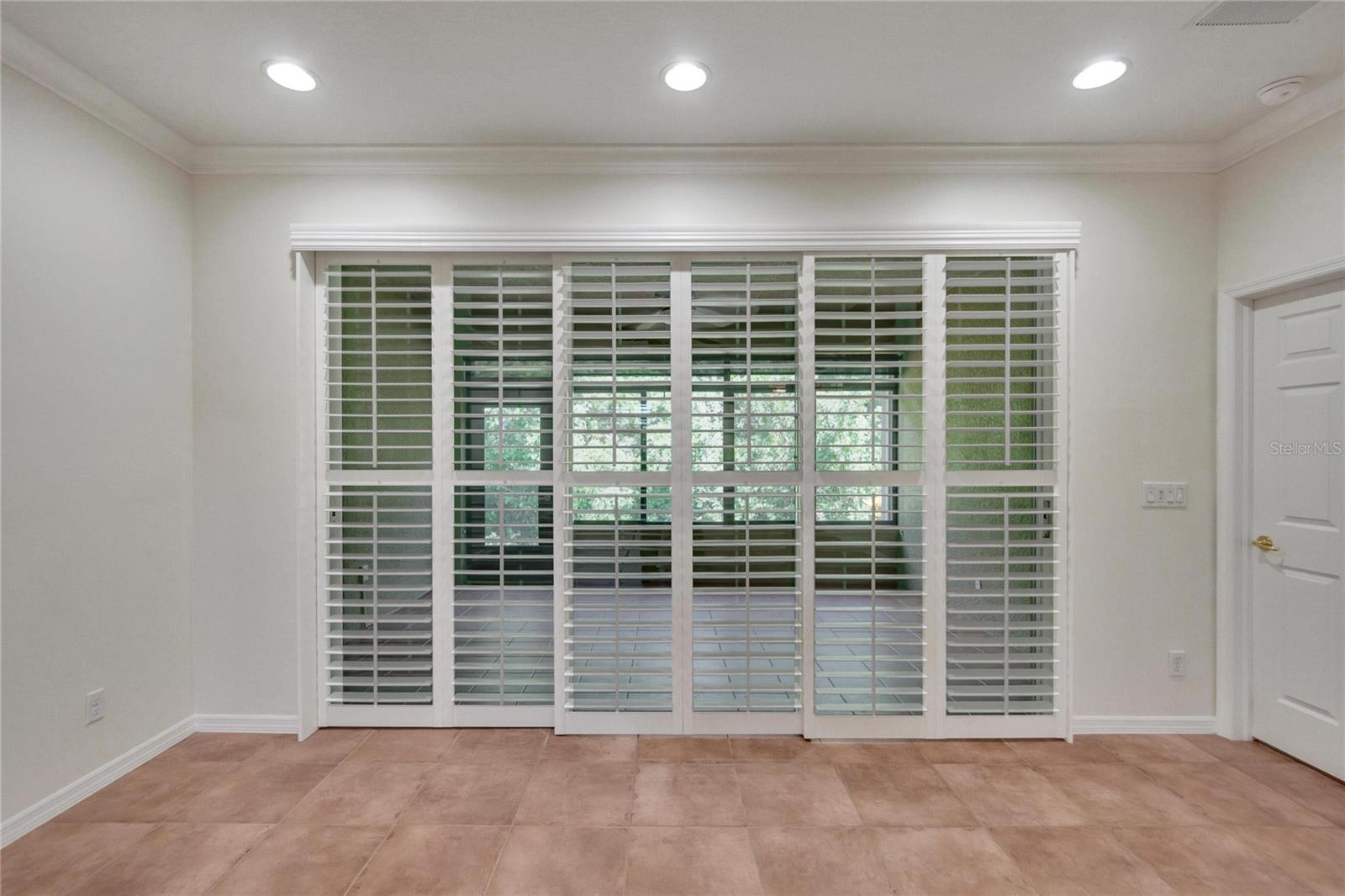 Plantation shutters