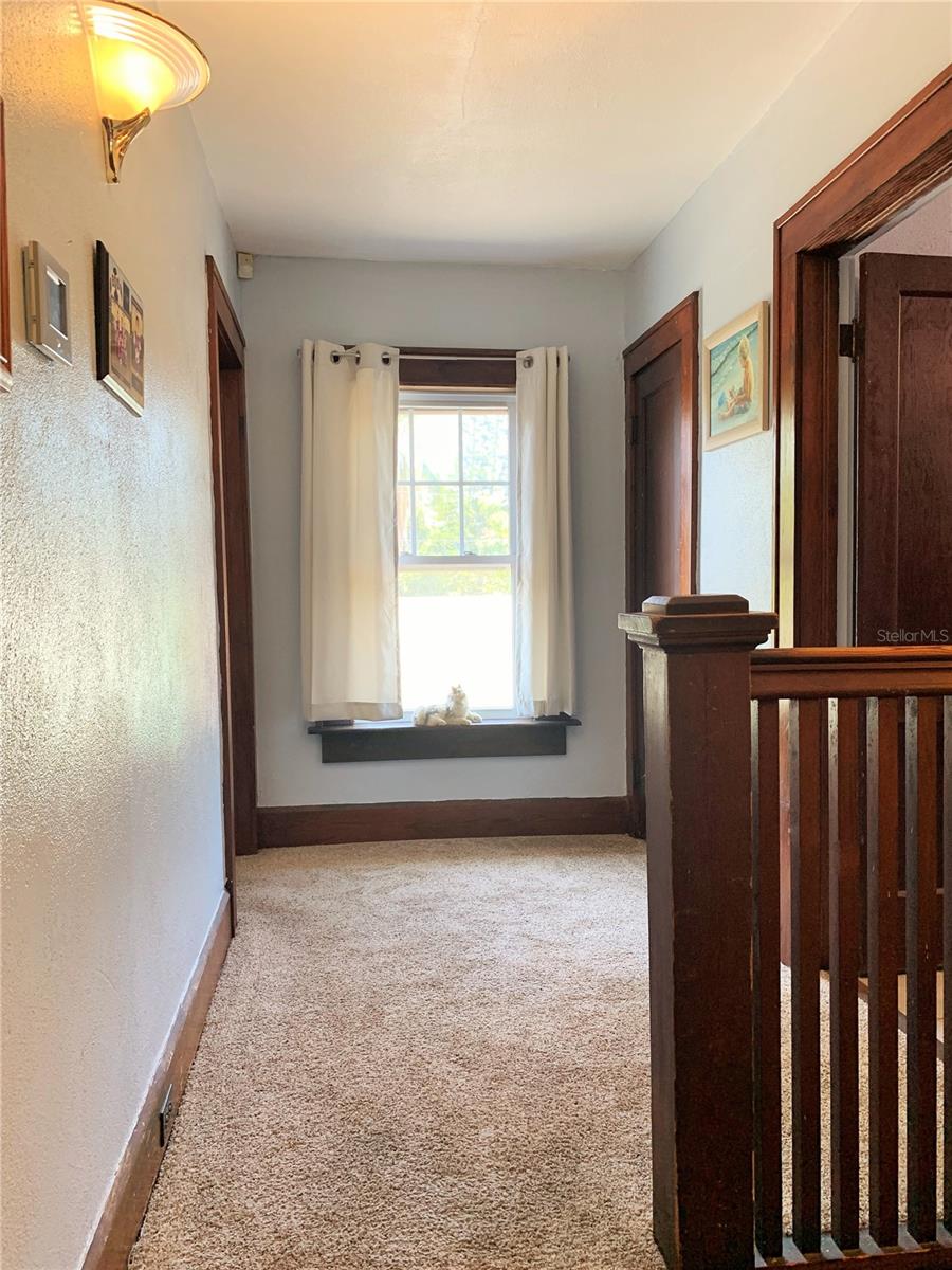 Upstairs Looking toward guest room/4th Bedroom