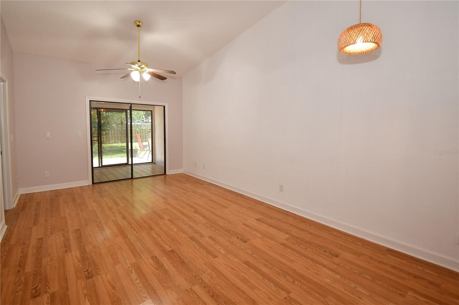 Vaulted ceilings in Living and dining area