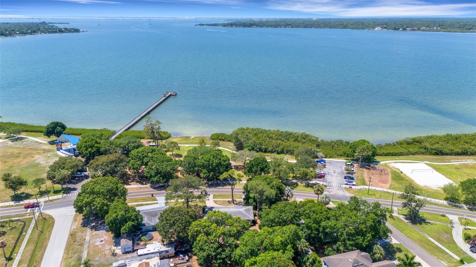 Unobstructed Waterfront Views with Parks at front.  Owned by the city of Oldsmar, no one can build in front of you!