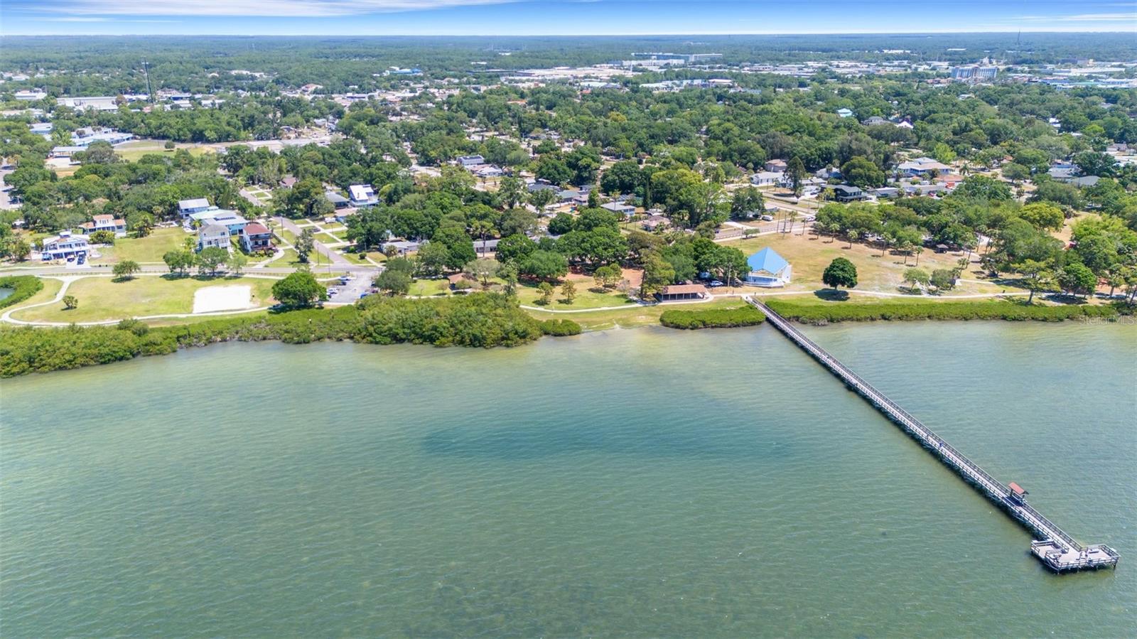 Local pier and parks across the street and within 2 min walk