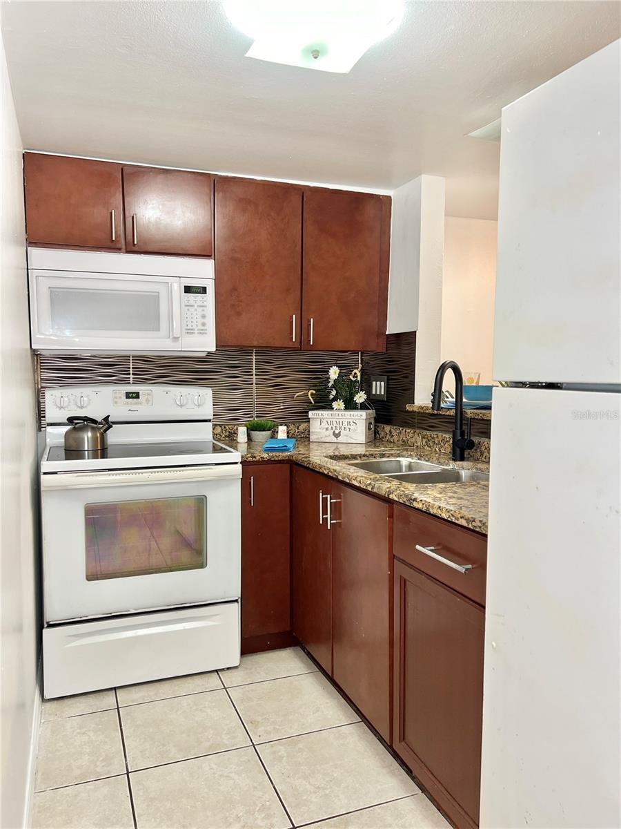 Kitchen - All Appliances are Included