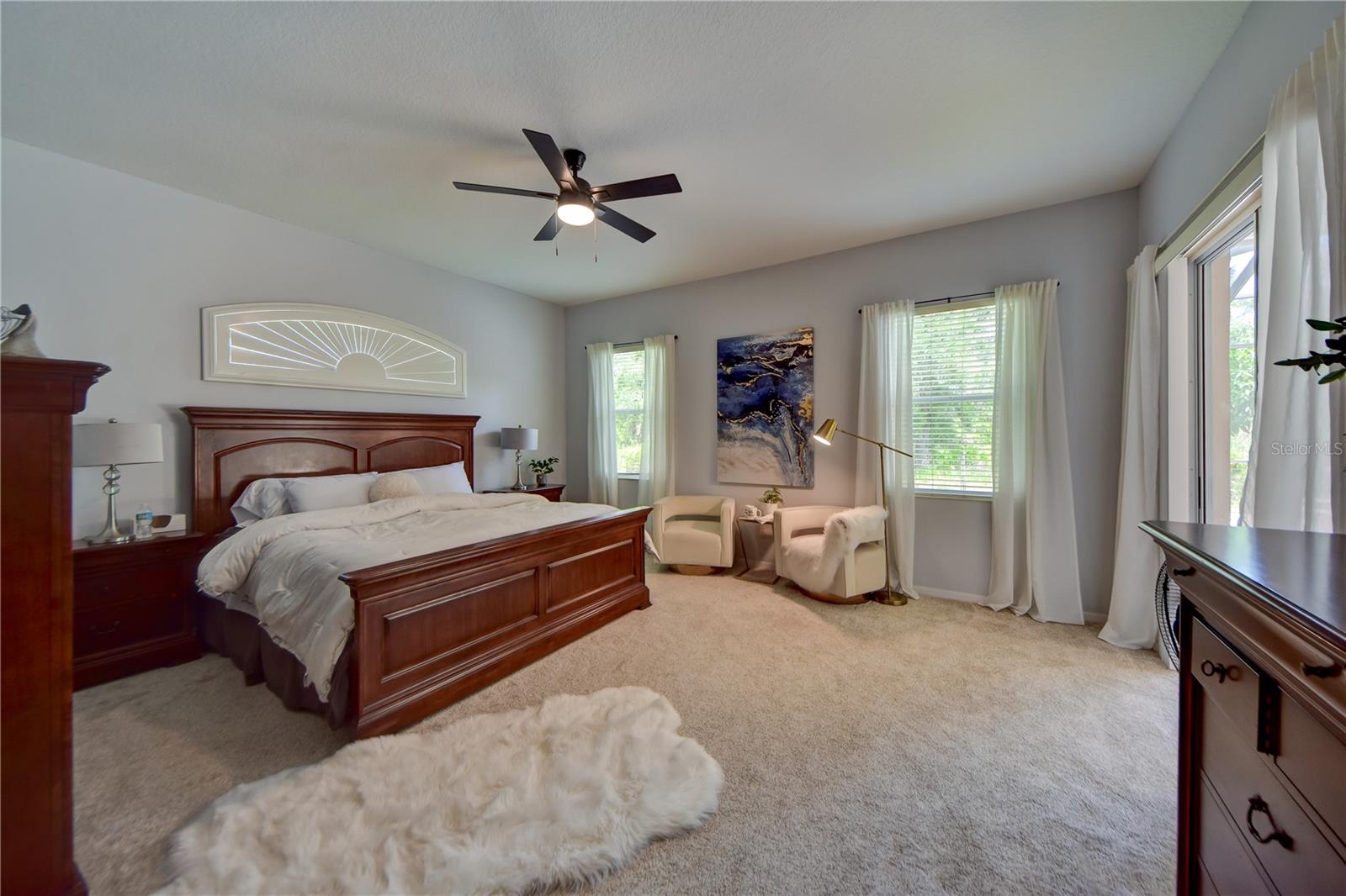 Large Primary Bedroom & Seating Area