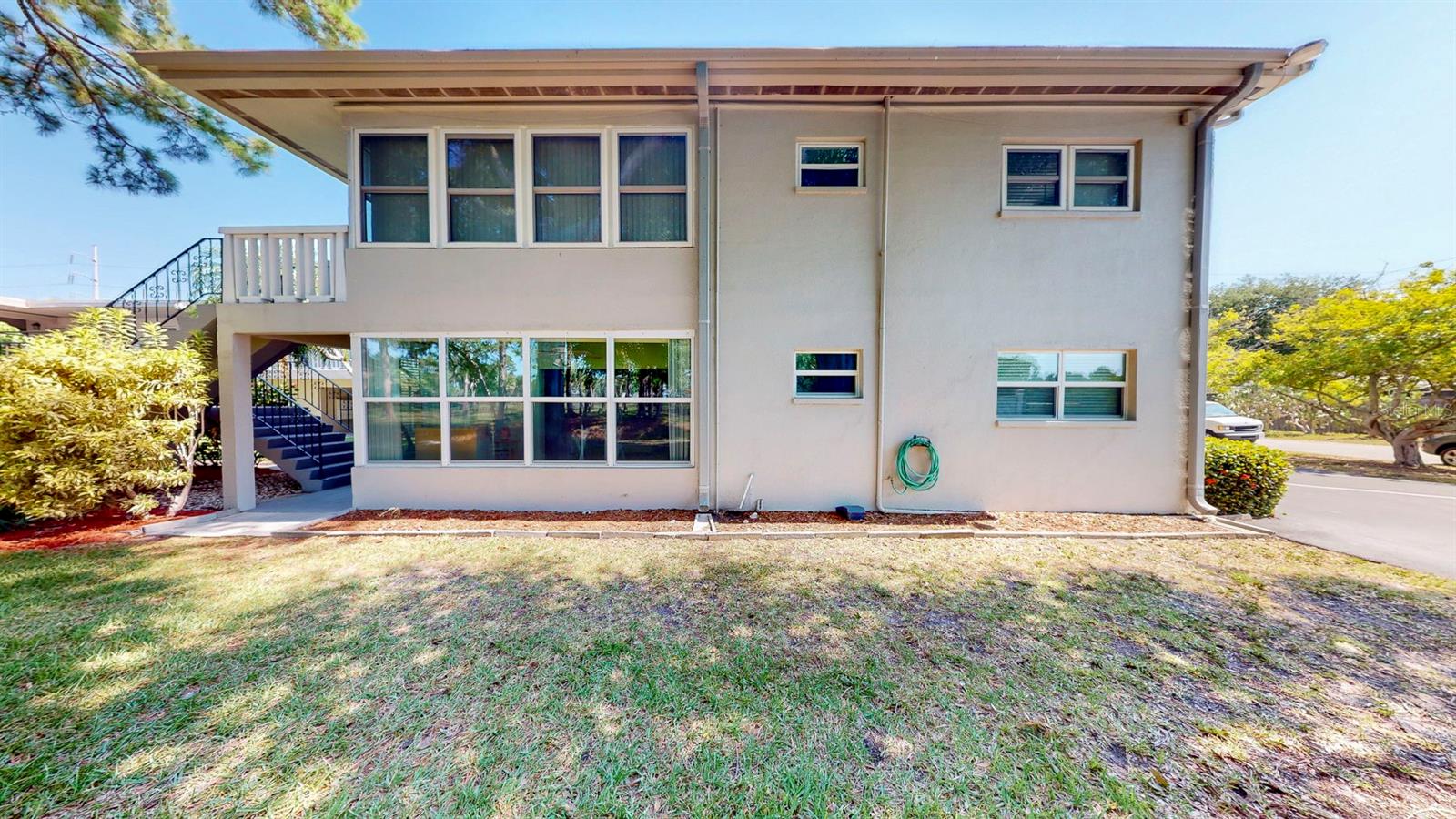 East side of comlex, bottom corner unit